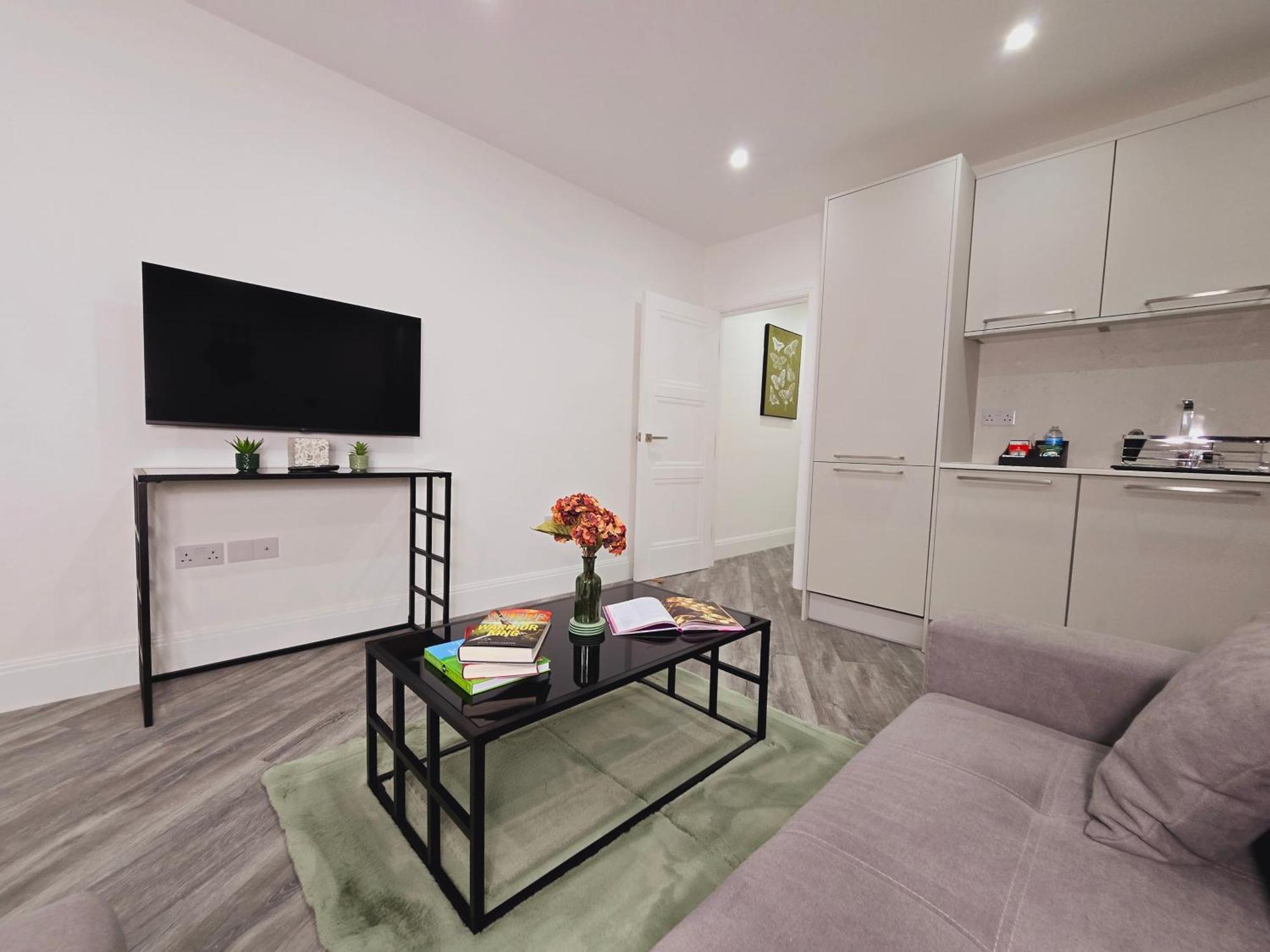 Abbey Corner By Nivaas Apartment Reading Exterior photo
