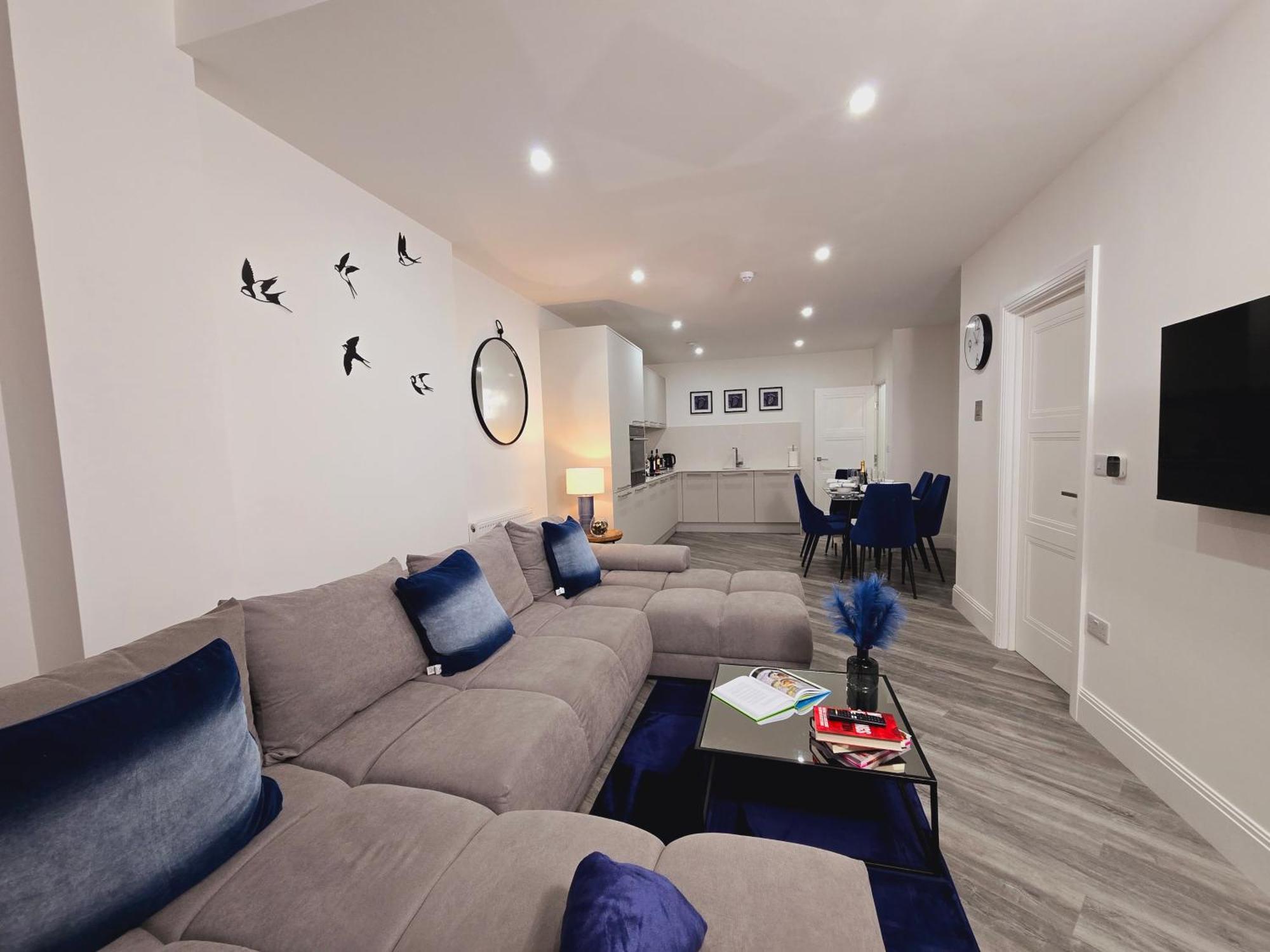 Abbey Corner By Nivaas Apartment Reading Exterior photo