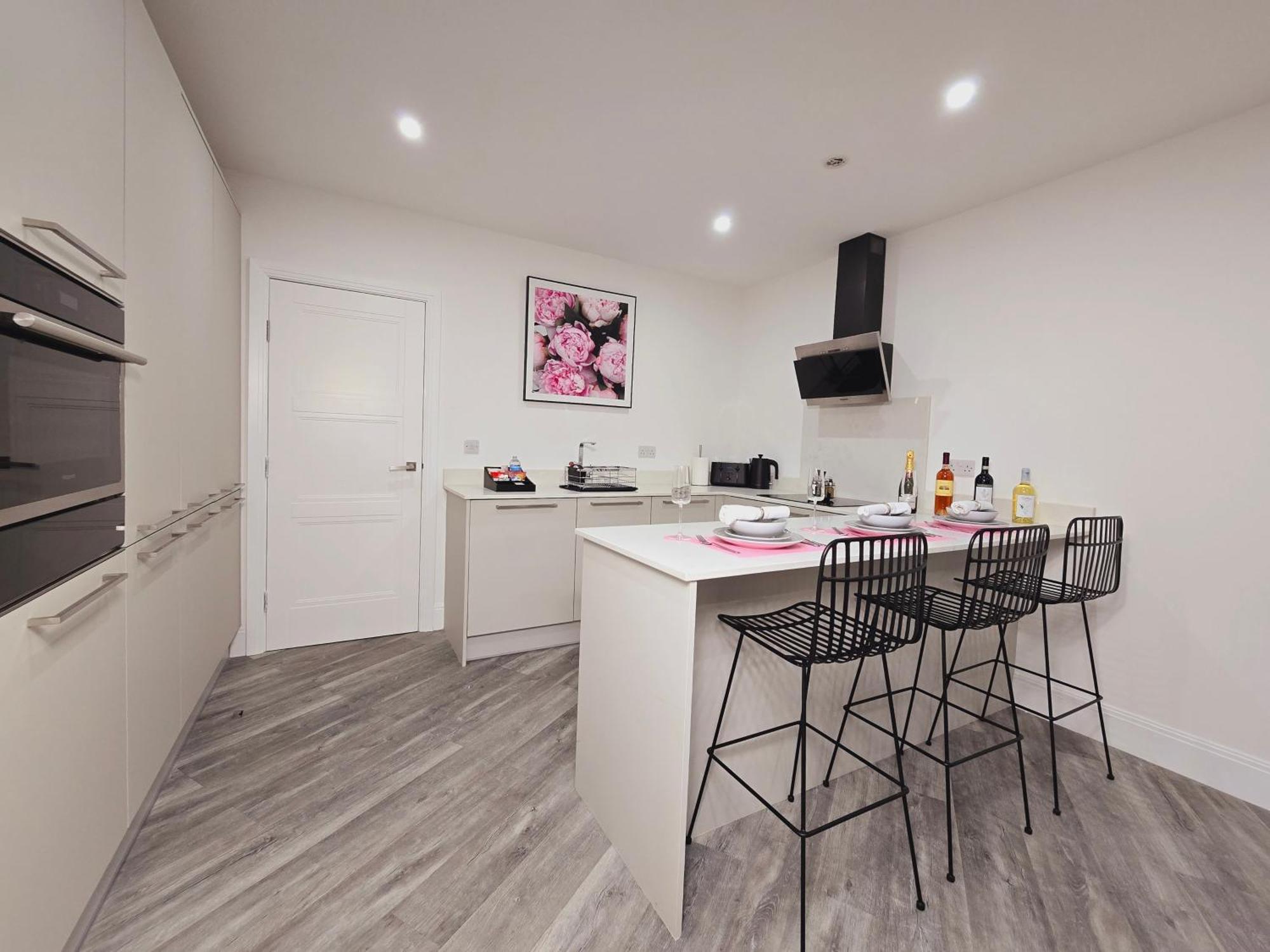 Abbey Corner By Nivaas Apartment Reading Exterior photo